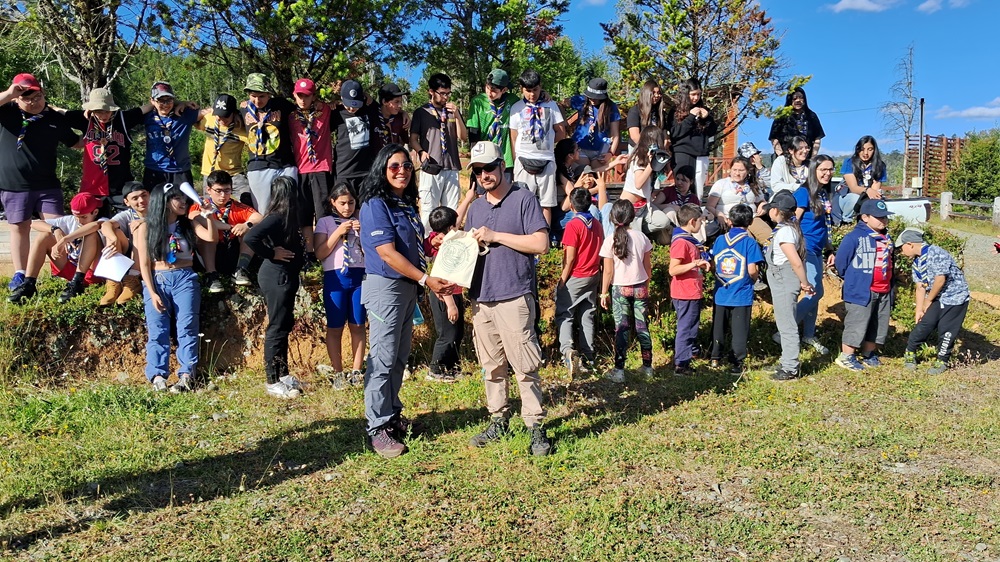 Grupo Guías y Scouts Los Conquistadores conocieron patrimonio natural de Los Ríos