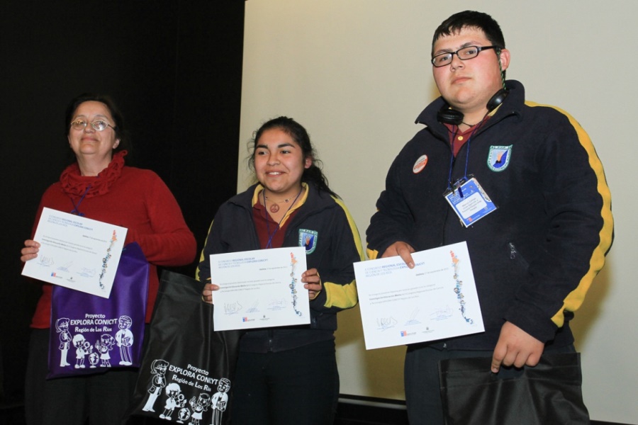 Liceo People Help People obtuvo el 2° lugar en X Congreso Regional Escolar de Ciencia y Tecnología EXPLORA CONICYT