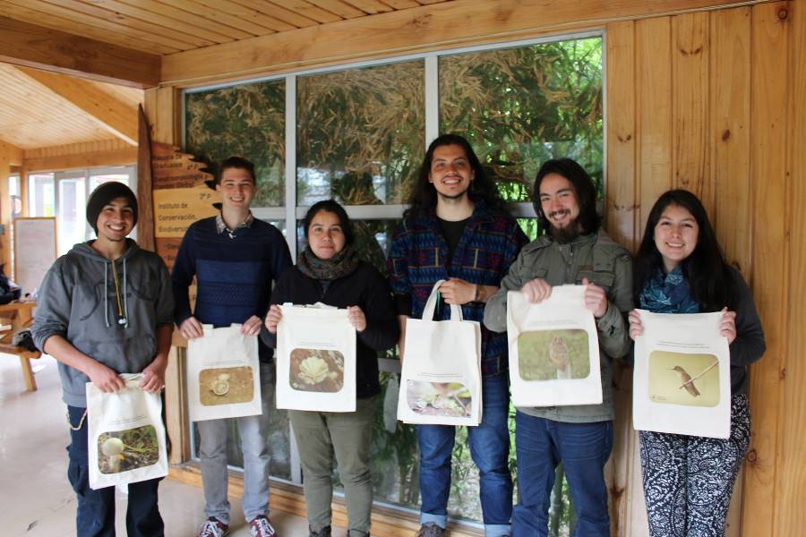 Exitosa finalización de proyecto sobre aves y hongos