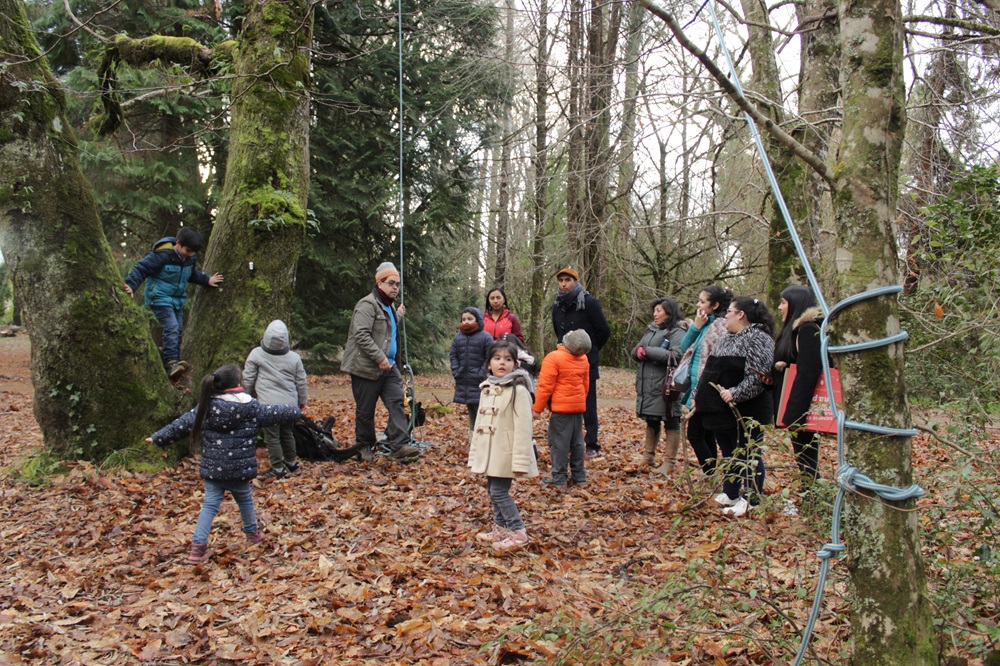 Estudiantes disfrutaron del bosque y laboratorios en Facultad de Ciencias Forestales y Recursos Naturales