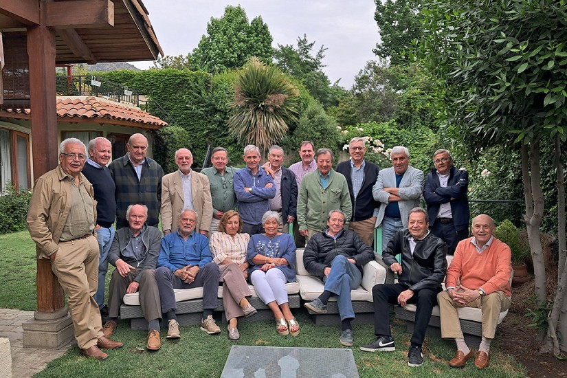 Alumni UACh celebraron 58 años de antiguo Pensionado Forestal de Valdivia