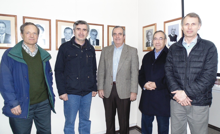 UACh estrecha vínculo con Colegio de Ingenieros Forestales