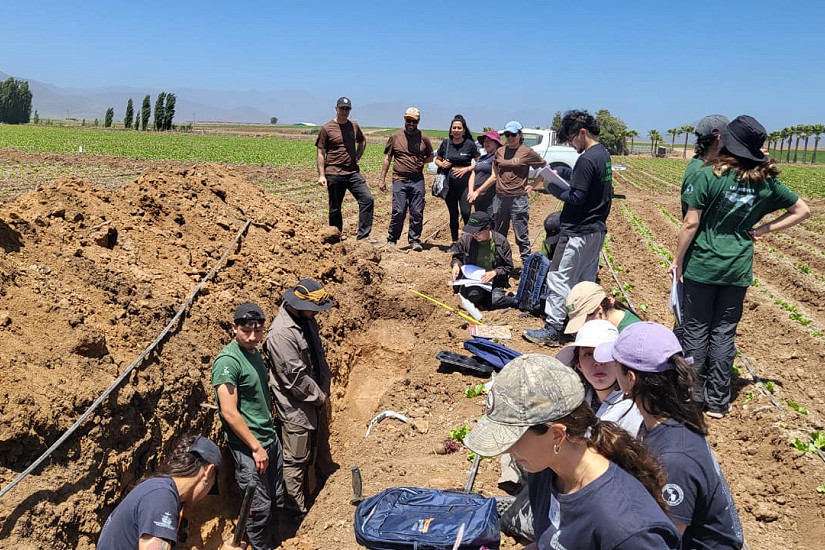 Importante presencia de la UACh en Congreso de Suelos permitió difundir investigaciones de académicos y estudiantes