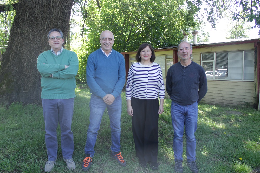 Gabinete del agro estrecha lazos con área Silvoagropecuaria de la UACh