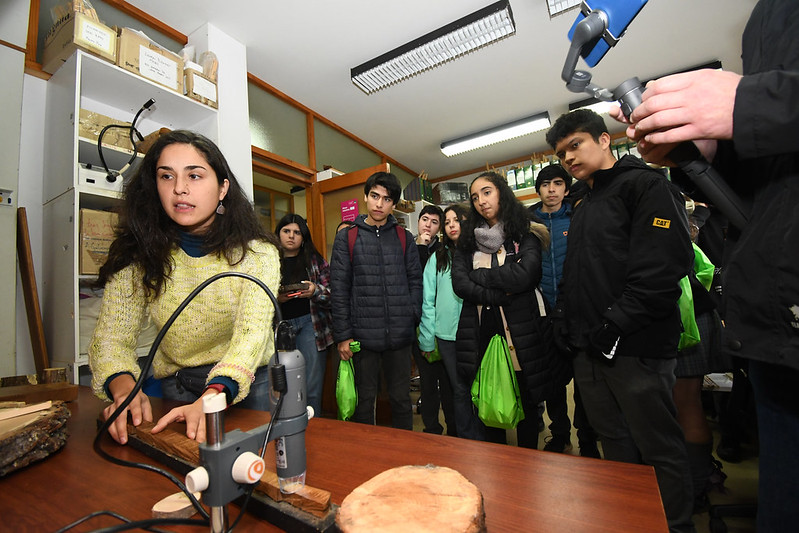 Laboratorios del área forestal y de conservación abrieron sus puertas a estudiantes