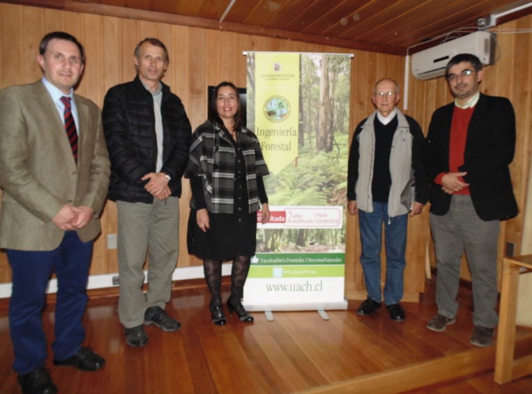 Celebran día del Ingeniero Forestal