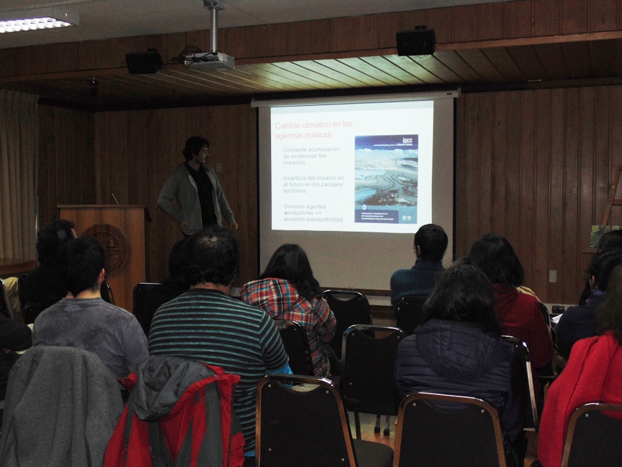 Sobre cambio climático y  bosques trató charla del ICBTe