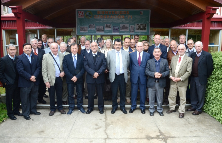 Ingenieros Forestales rindieron homenaje al Profesor, Dr. Honoris Causa Peter Burschel