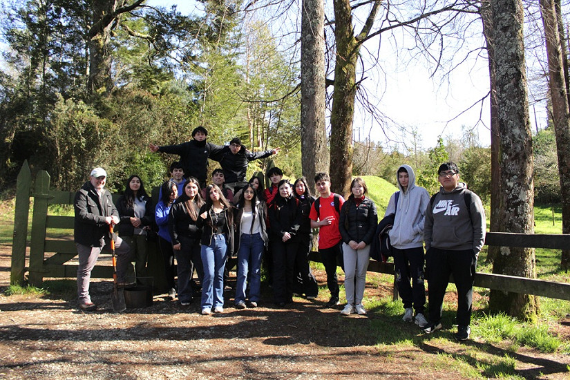 Liceo Técnico Profesional de Río Bueno visita la Facultad de Ciencias Forestales y Recursos Naturales