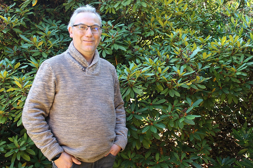 Dr. Francisco Burgos asume como Director de Escuela