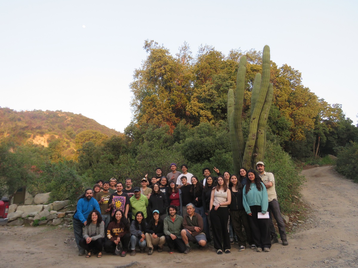 Práctica en terreno permitió el aprendizaje del bosque esclerófilo y la fauna de la zona central