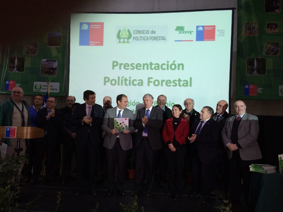 Presentan Política Forestal en Concepción