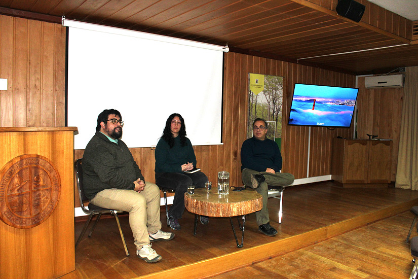 Seminario “Ciencia vs Fake News” destacó la importancia de la evidencia científica para abordar procesos en un territorio