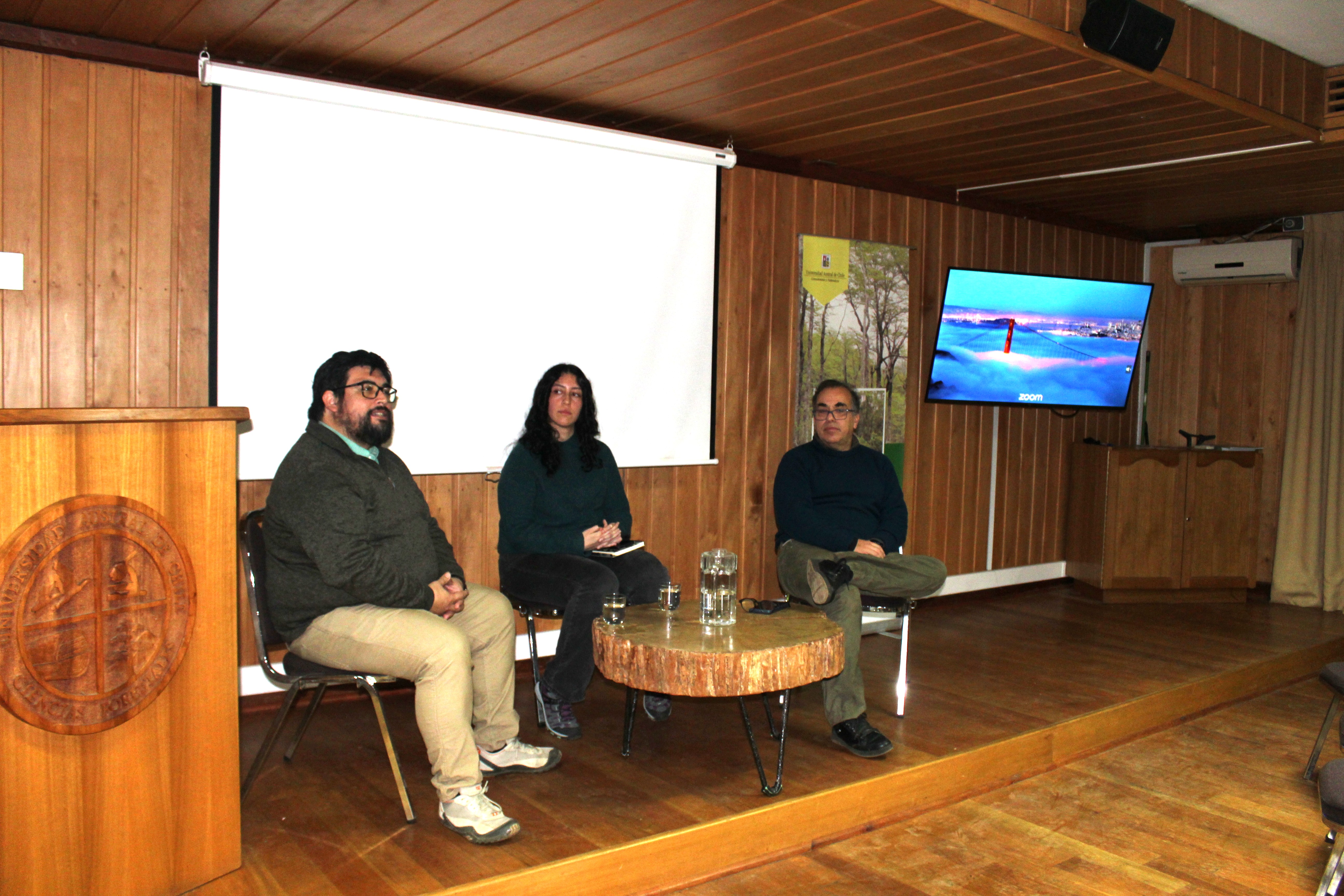 Seminario “Ciencia vs Fake News” destacó la importancia de la evidencia científica para abordar procesos en un territorio