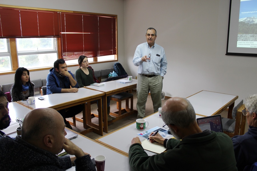 Workshop presentó investigaciones enfocadas al impacto de las erupciones volcánicas en ríos