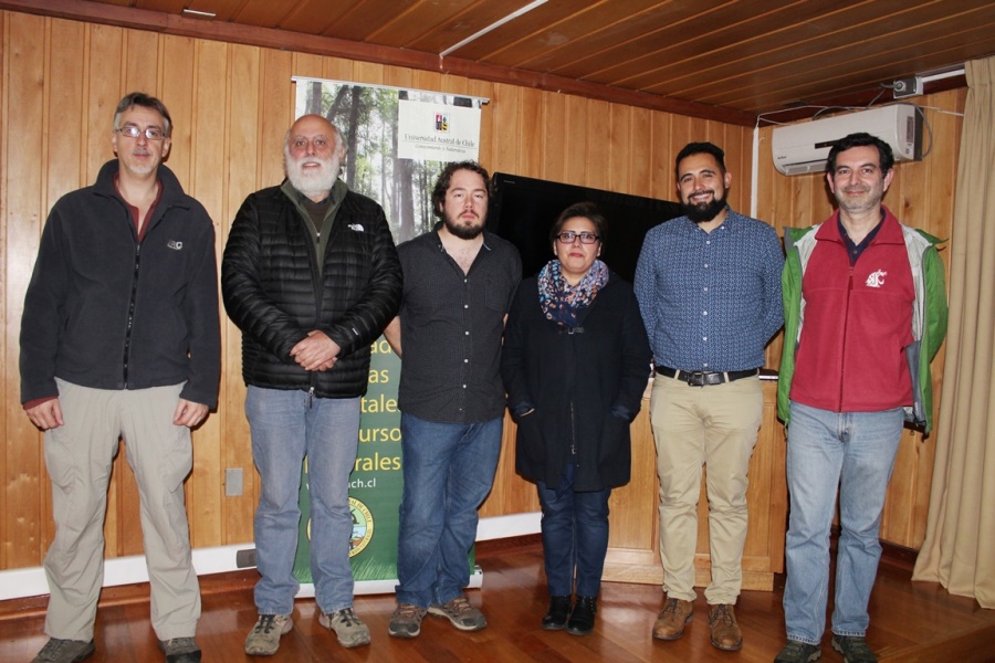 UACh dio a conocer investigaciones científicas sobre entomología en Chile