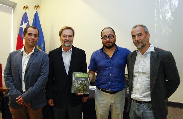 Presentan libro que aborda avances de la silvicultura en la gestión de los bosques nativos