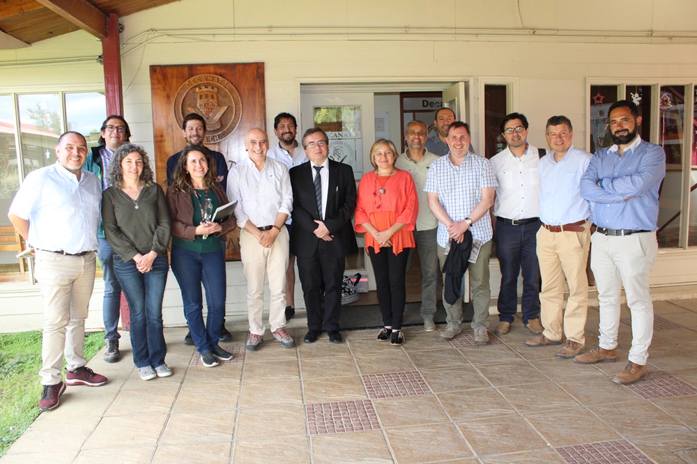 Fortalecen trabajo colaborativo entre Minagri Los Ríos y la UACh