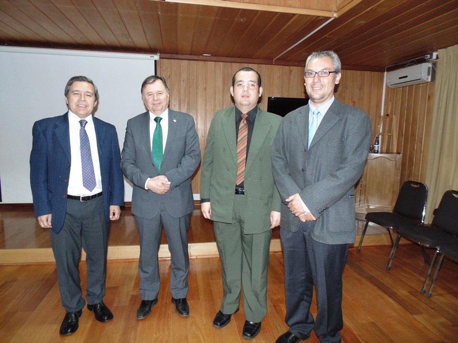 Ingeniero Forestal de Ecuador obtuvo grado de Doctor en la UACh