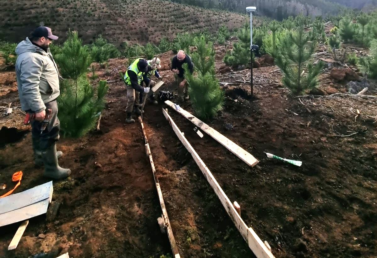 Extensión de convenio entre UACh y Forestal Mininco SpA. permitirá avanzar en estudio de monitoreo de cuencas