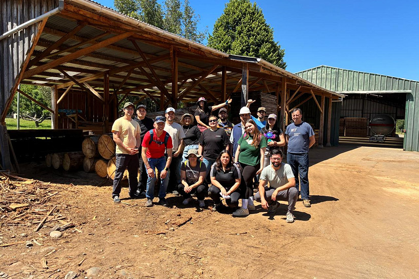 Estudiantes de Ingeniería Forestal valoran potenciar sus conocimientos en gira de estudios