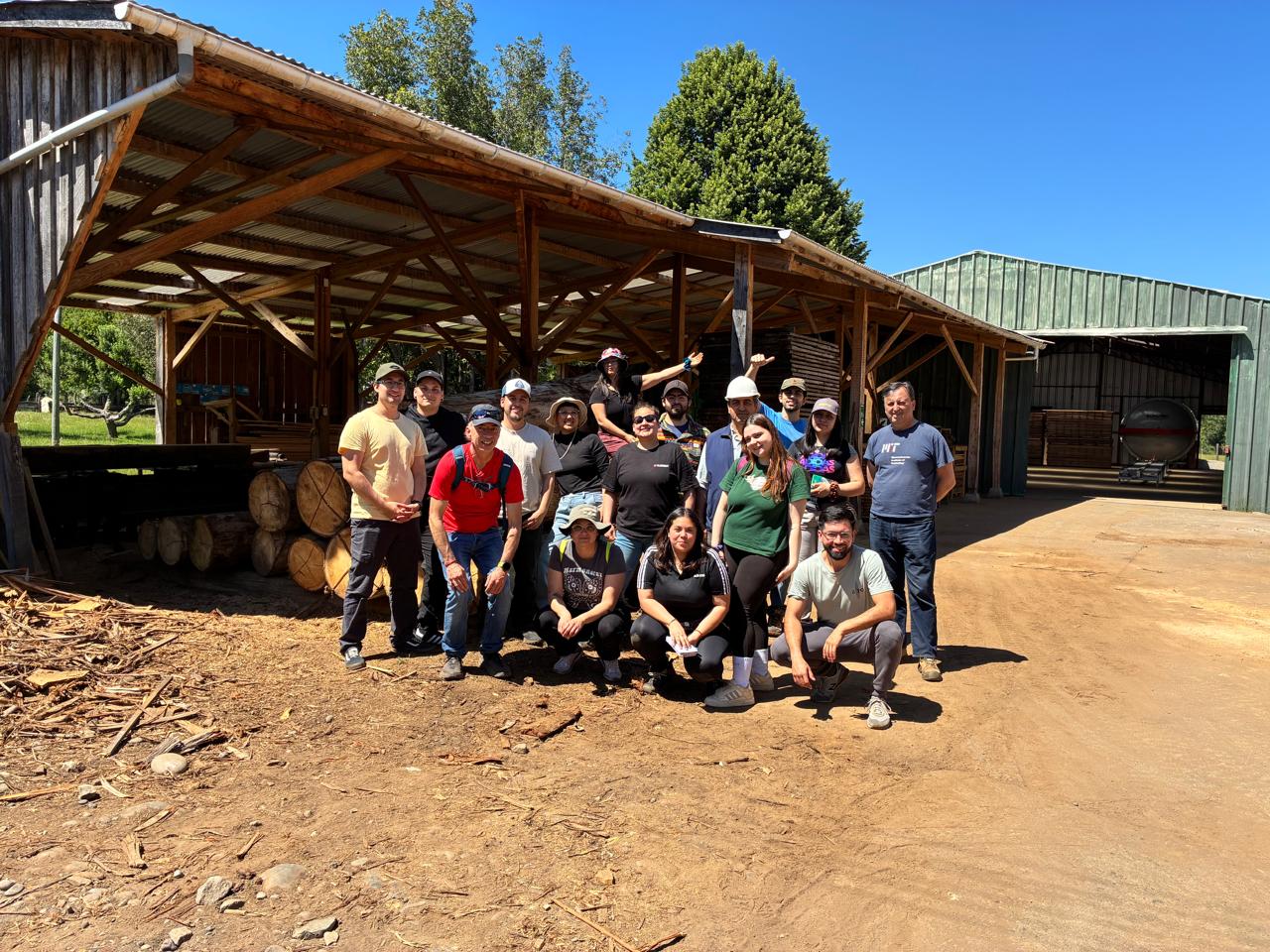 Estudiantes de Ingeniería Forestal valoran potenciar sus conocimientos en gira de estudios